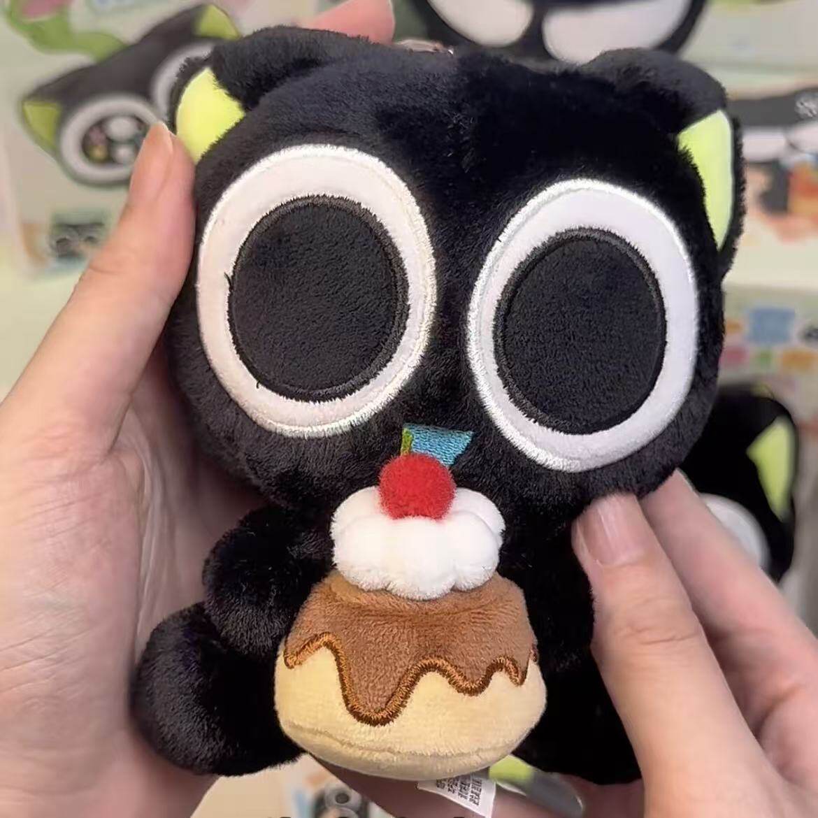 Yeni Orijinal Luo Xiaohei Hug  - Kids Toys Resale incelemesi ve fiyatı