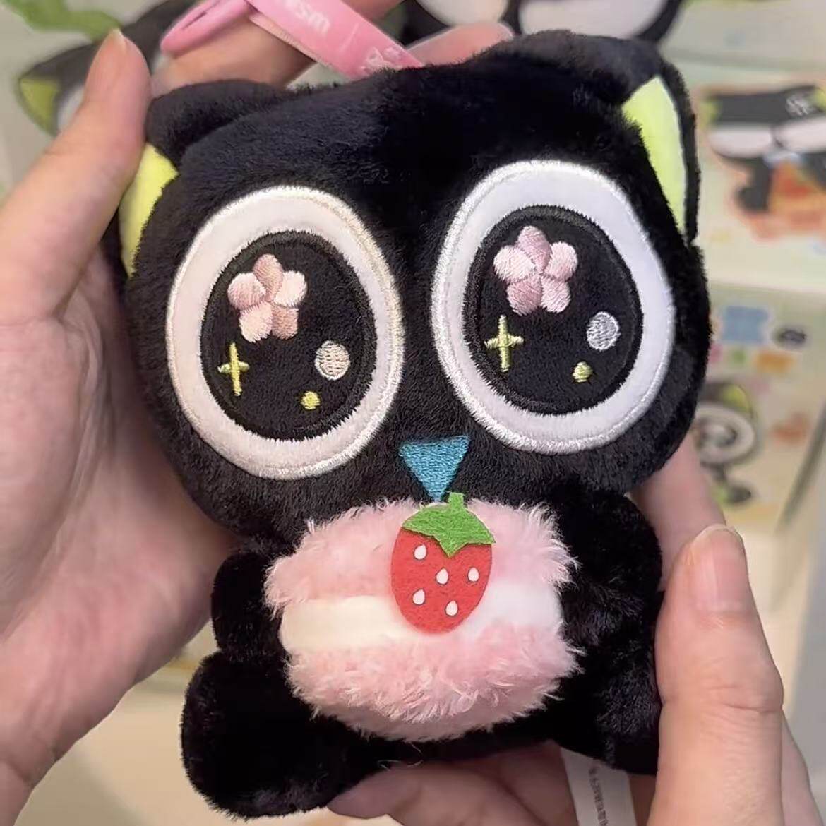 Yeni Orijinal Luo Xiaohei Hug  - Kids Toys Resale incelemesi ve fiyatı